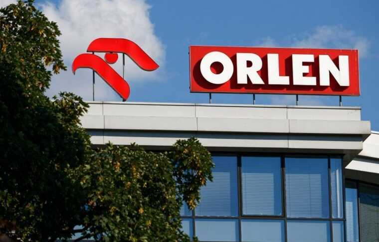 Польский нефтяной гигант Orlen заработал 1,3 миллиарда долларов на российской нефти благодаря чешским исключениям из санкций