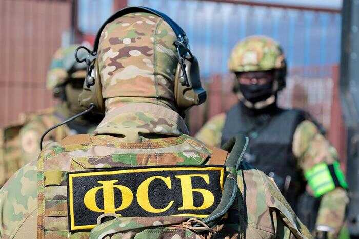 За взятки и покровительство экс-офицер ФСБ Камалов получил 11 лет лишения свободы