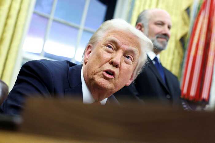 Трамп требует капитуляции Ирана и намекает на ликвидацию лидера