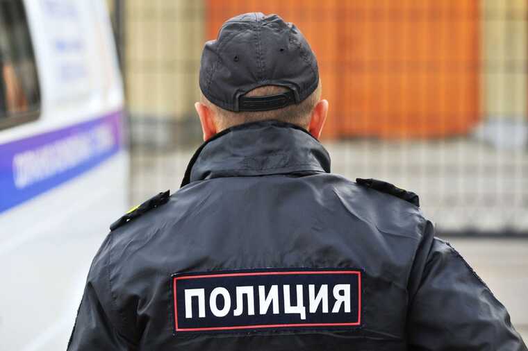 Кадровый кризис в полиции Петербурга обнажился в первый день ПМЭФ