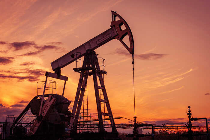 ОПЕК+ превзошла ожидания аналитиков, нарастив добычу нефти до 548 тысяч баррелей в сутки
