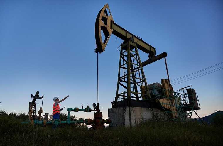 Эстония грозит блокировкой санкций ЕС из-за отказа снизить потолок на нефть