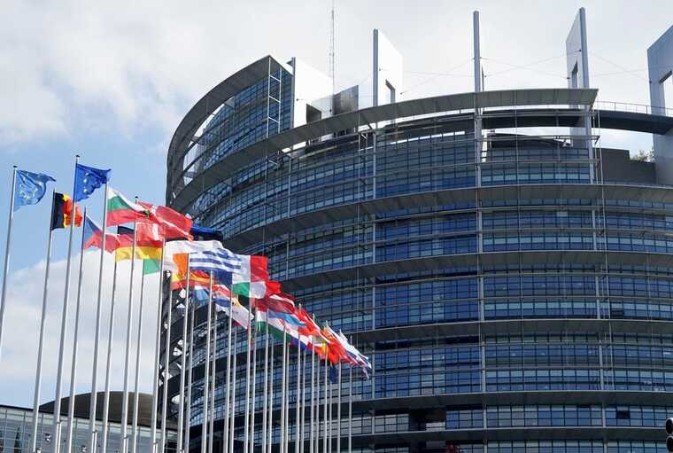 The European Parliament called for sanctions against the Georgian leadership over democratic backsliding