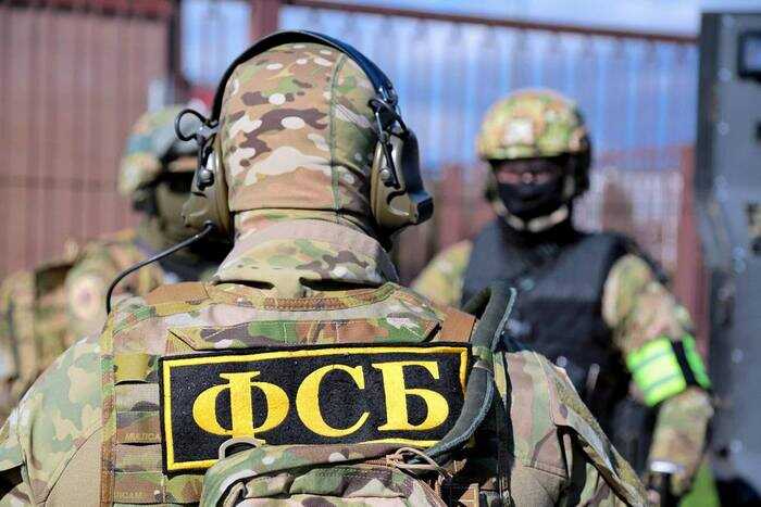 Мутвалы Шихлинский наехал на силовика во время операции по задержанию отца