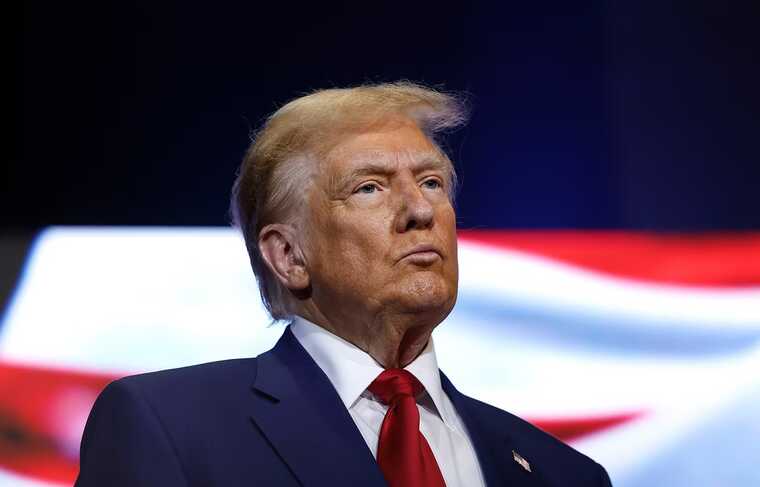 Трамп заявил, что не ведет переговоры за Украину, но планирует обсудить обмен территориями с Путиным