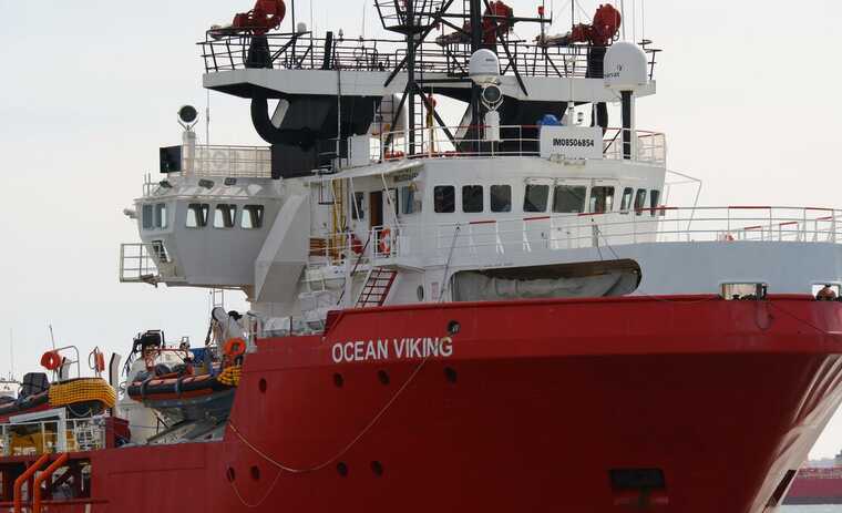 Ливийская береговая охрана открыла огонь по спасательному судну Ocean Viking в международных водах